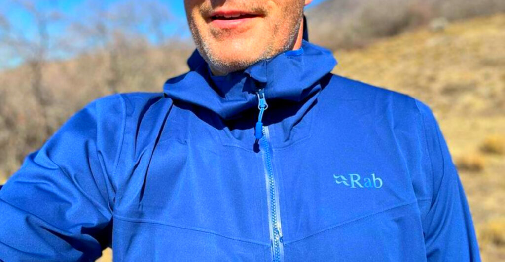 15 Best Travel Jackets for Backpackers Going Off the Grid