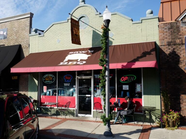 15 Birmingham BBQ Joints Locals Swear By