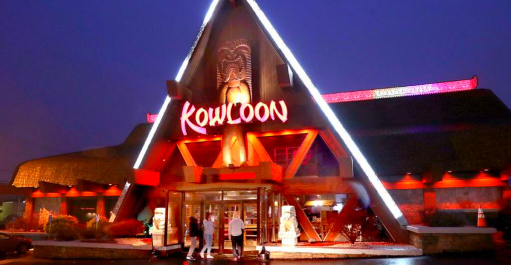 15 Century Old Massachusetts Family Restaurants That Still Pack Lines Around the Block