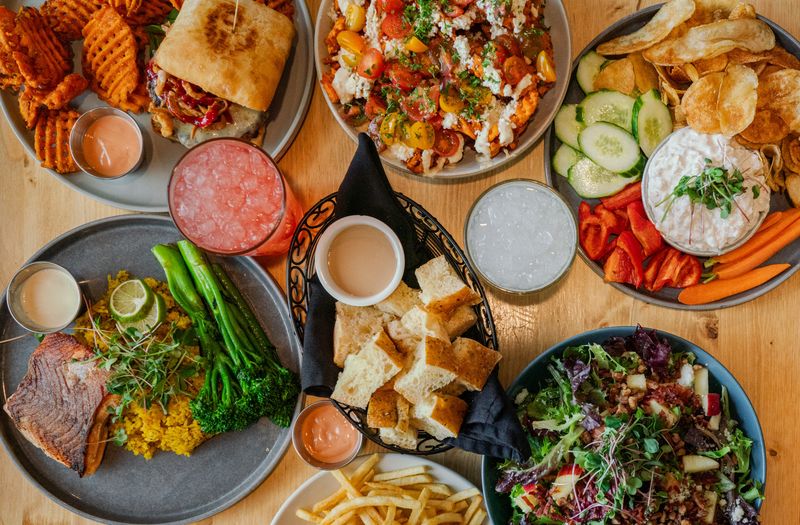 Edna’s Market & Grille