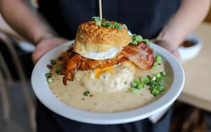 Sweet Lake Biscuits & Limeade