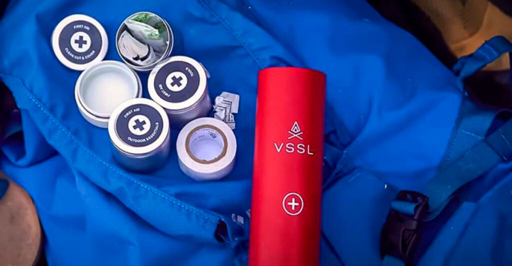 16 Essential Travel Gadgets That Solve Every Adventurer’s Biggest Headaches
