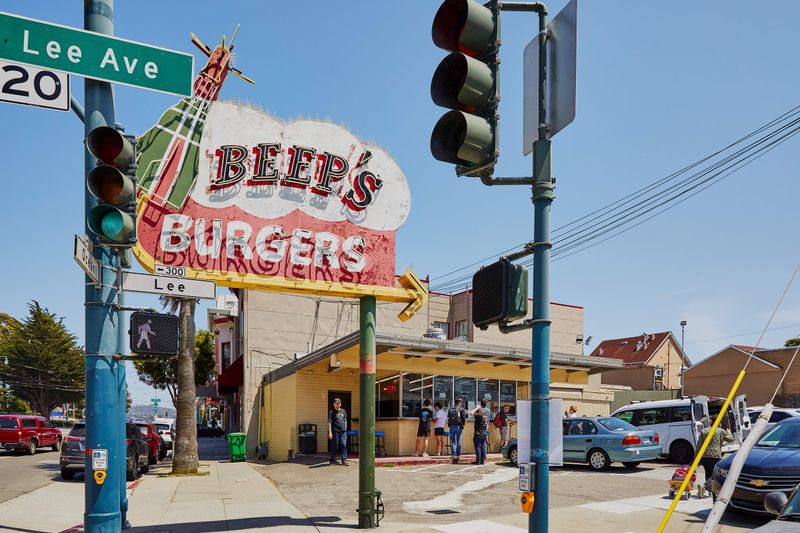 Beep's Burgers — San Francisco (Ocean Ave.)