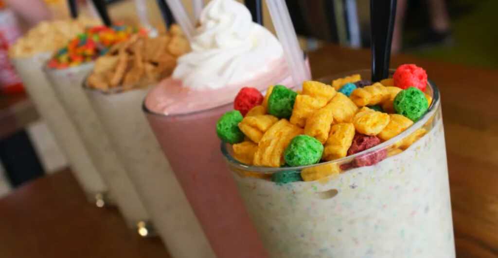 5 Iowa Spots Where the Line Never Ends – And the Food’s Always Worth It