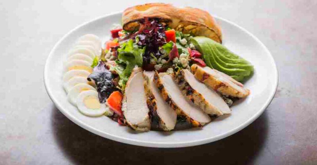 5 Salad Chains in California That Actually Use Fresh Produce