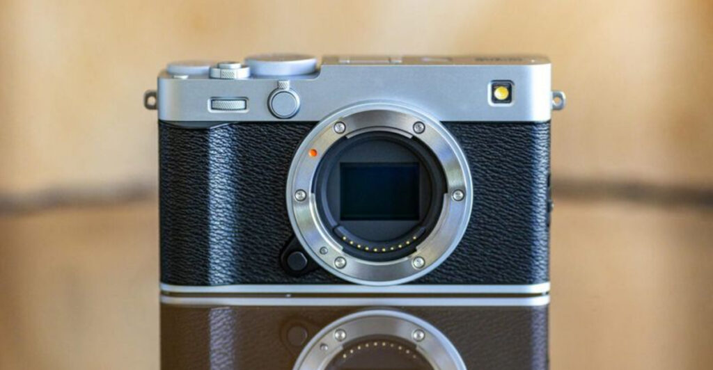 6 Most Reliable Cameras for Travelers in November 2025