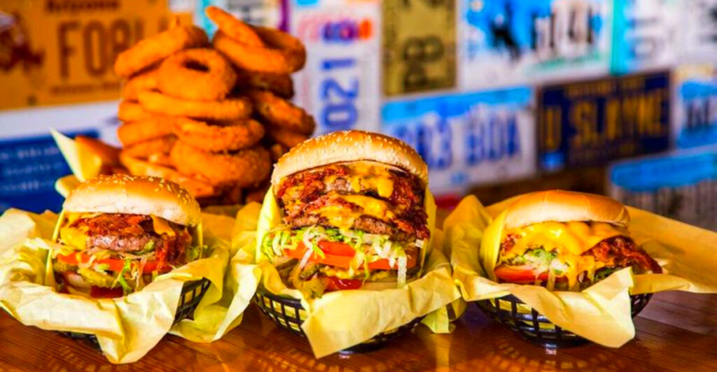 8 California Burger Joints So Good, People Wait for HOURS to Get a Bite