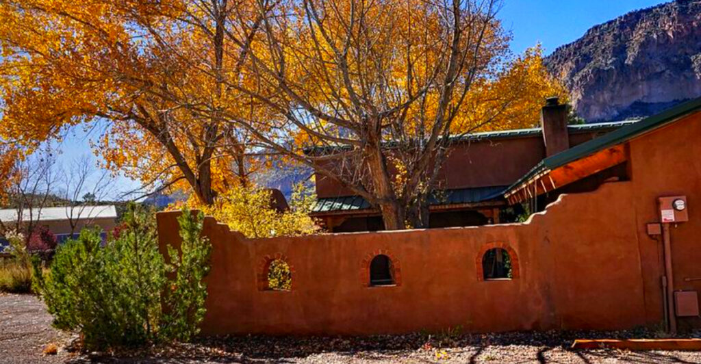8 Charming New Mexico Mountain Towns That Turn Into Fall Wonderlands