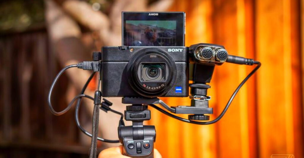 8 Compact Cameras That Capture Fast Action Shots Without the Blur