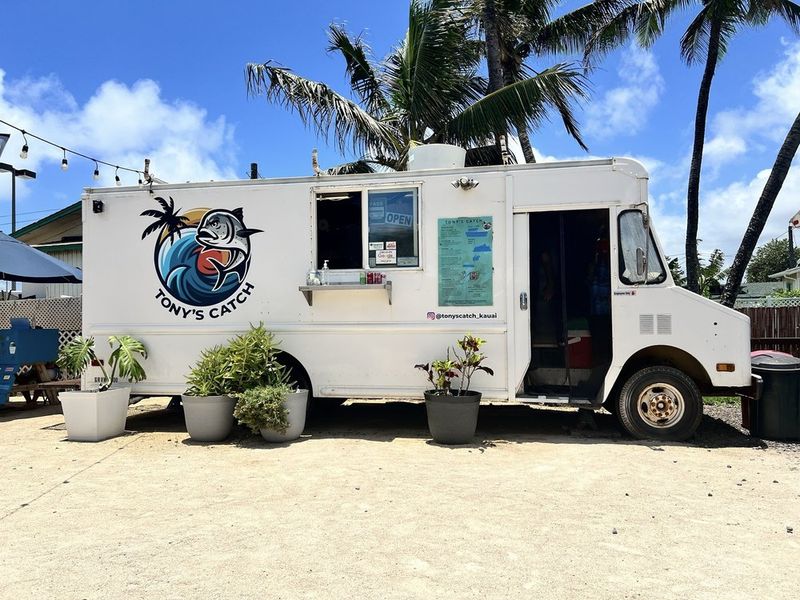 Tony's Catch – Kapaa, Kauai