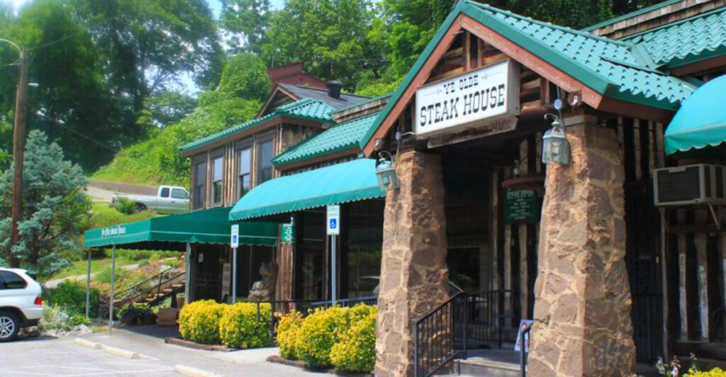 8 Tennessee Steakhouses Locals Say Are Flat-Out Legendary