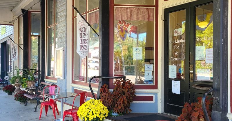 Stockholm Pie & General Store - Stockholm, WI