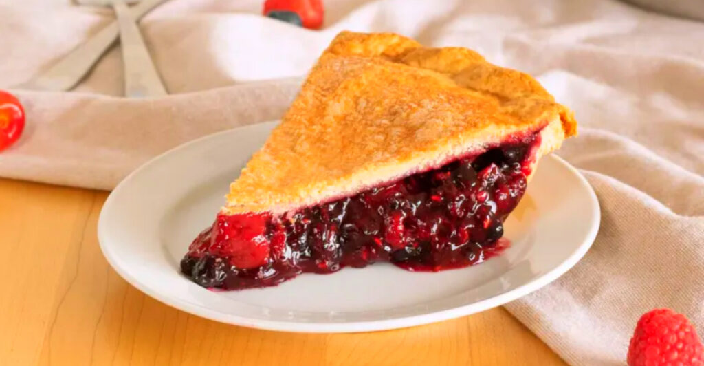 9 Michigan Bakeries Serving Pies You’ll Dream About