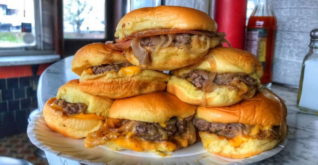 9 New Jersey Burger Chains Serving Beef So Good, People Drive Miles Just to Taste It