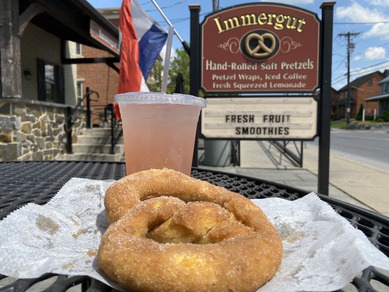 Immergut Hand‑Rolled Soft Pretzels (Intercourse, Lancaster County)