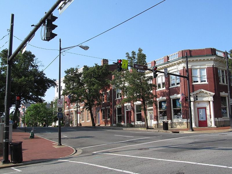 Cozy Inns and Bed & Breakfasts