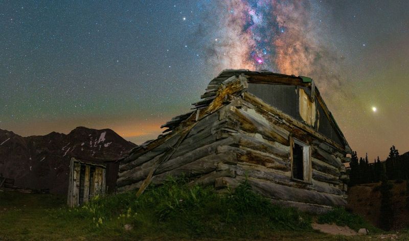 Torrey—the gateway town—is Utah's first Dark Sky Community