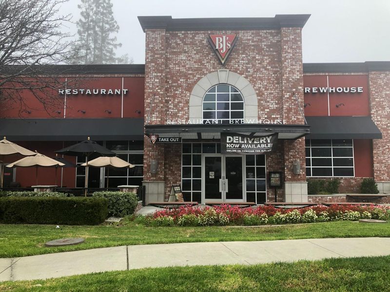 BJ’s Restaurant & Brewhouse - Cupertino