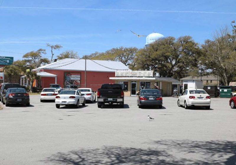 El's Drive-In (Morehead City) — est. 1959