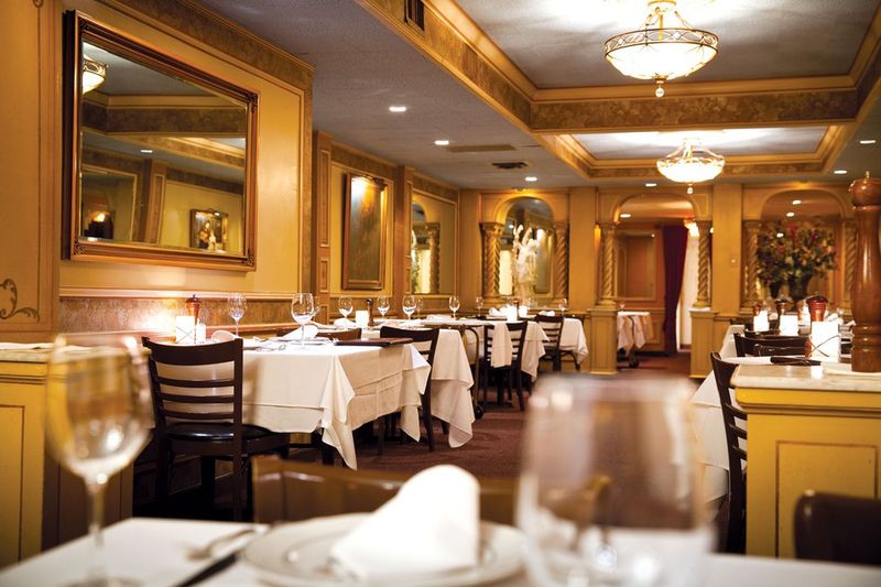 Dominic's on The Hill (St. Louis)