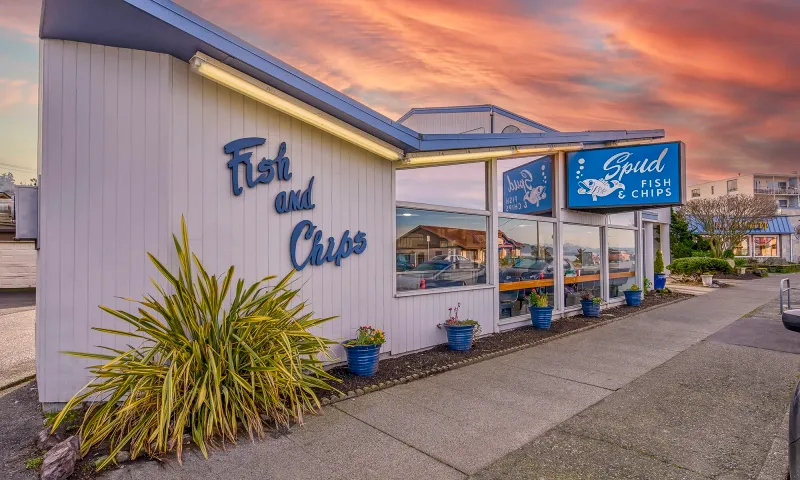 SPUD Fish & Chips (Alki) — since 1935 on the beach