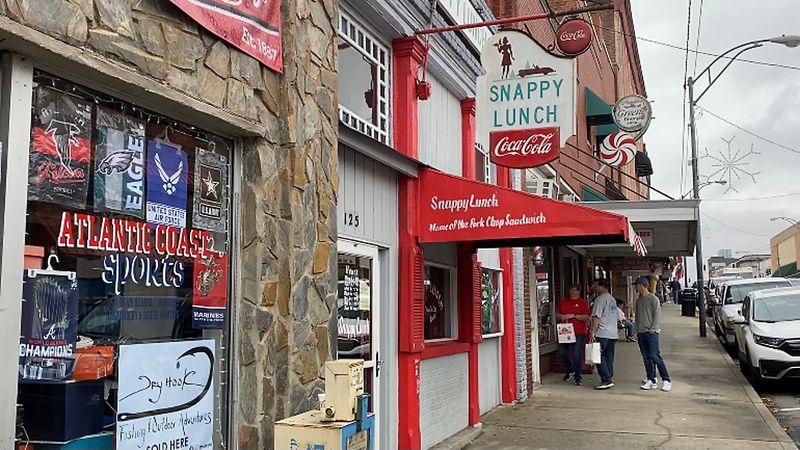 Snappy Lunch — Mount Airy, NC