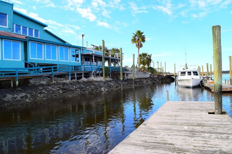 The Fish Dock Bar & Grill — Crescent, GA