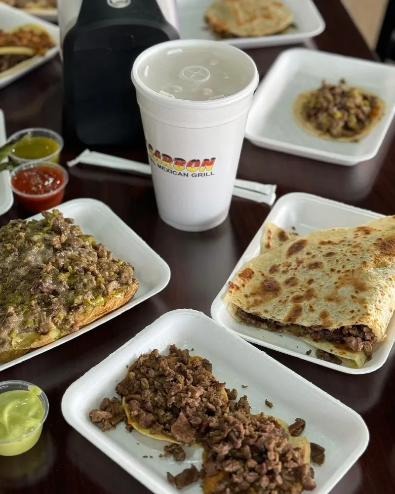 Ta'Carbon – The Real Mexican Grill