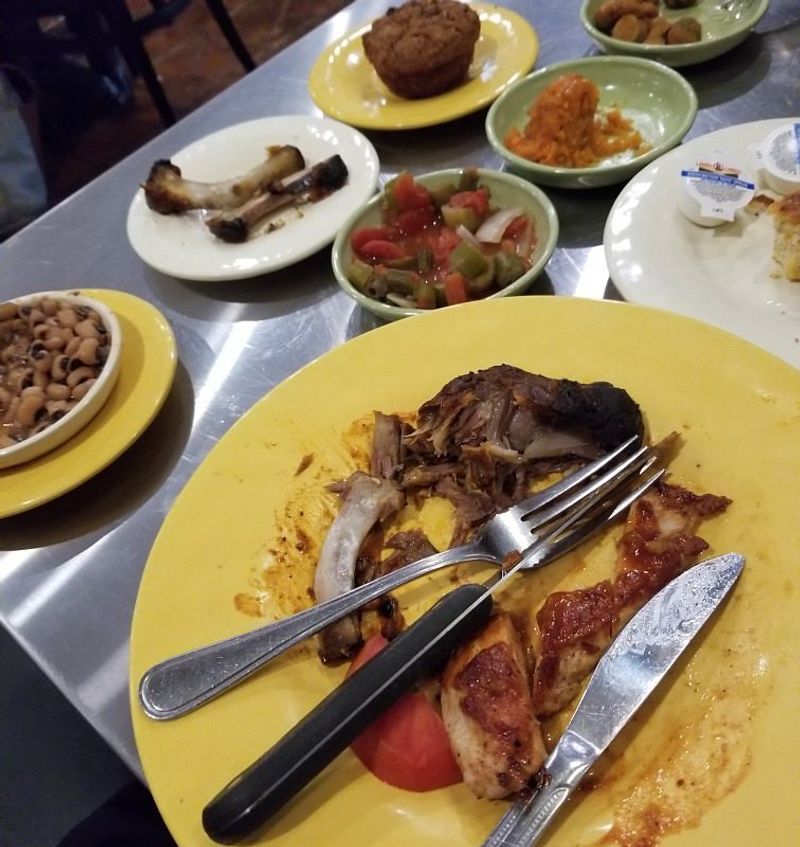 Dot's Soul Food Buffet — Birmingham