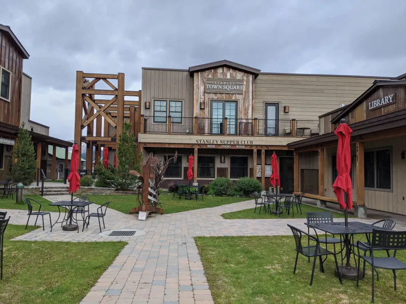 Stanley Supper Club - Stanley (Sawtooth Valley)