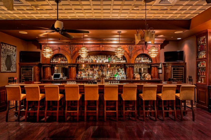 Wellington's – Johnson City