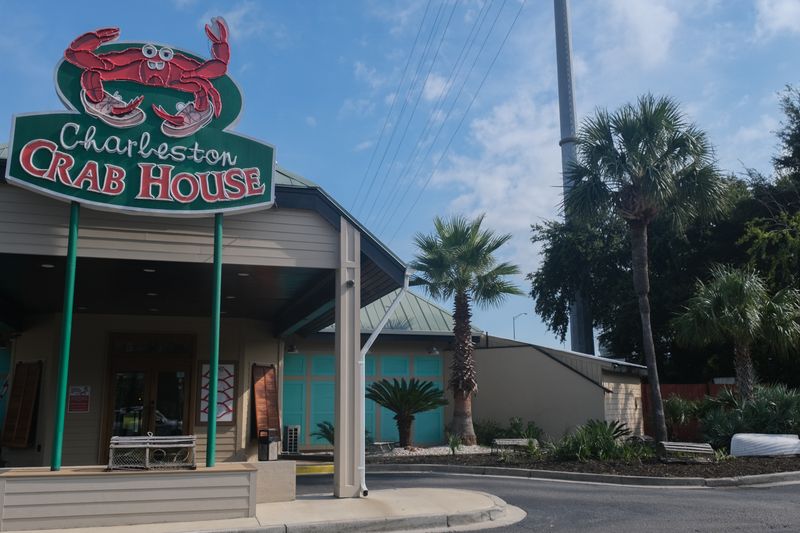 Charleston Crab House (Charleston area)