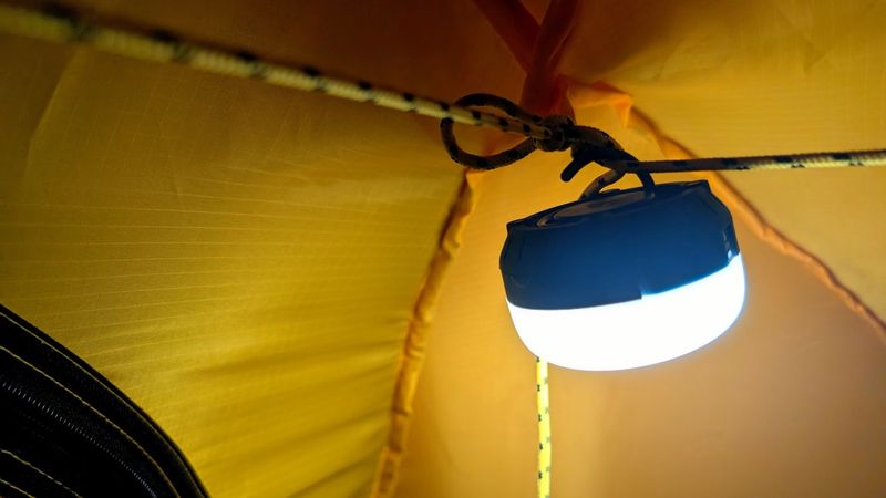 Best Mini / Backpacking: Black Diamond Moji R+