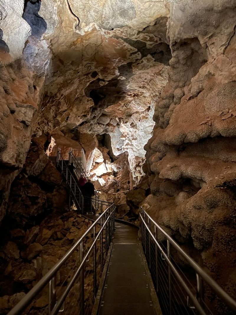Jewel Cave – South Dakota