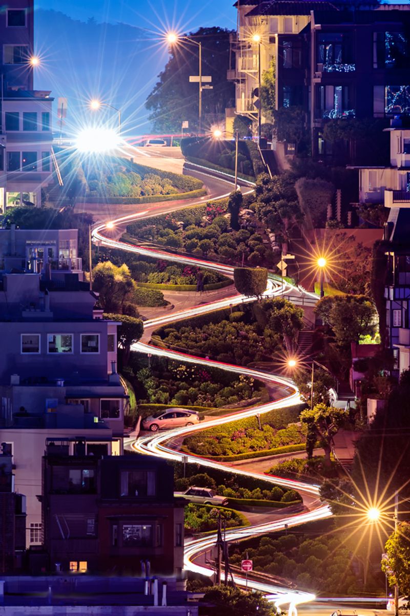 Lombard Street, San Francisco, USA