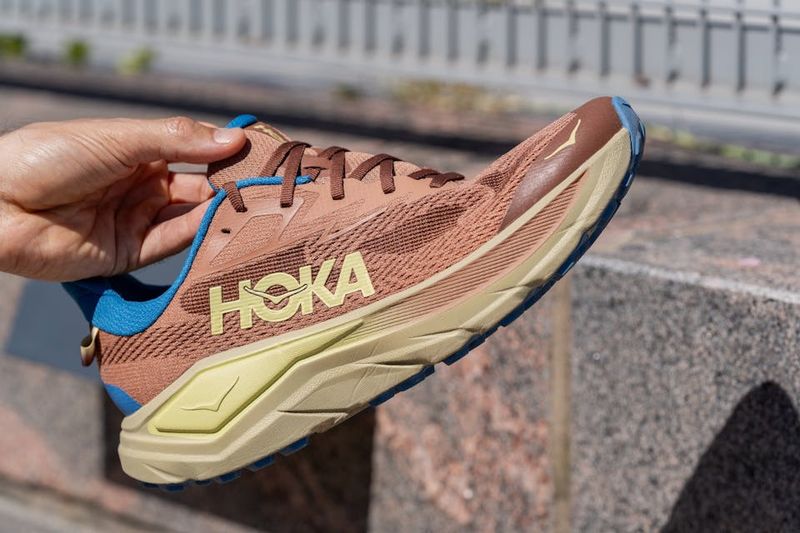 Hoka Challenger 8 - Versatile Choice