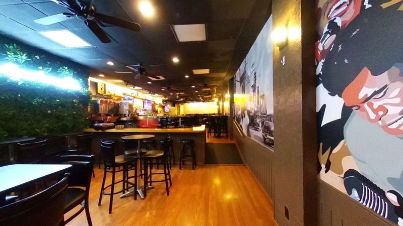 Johnny T’s Bistro & Blues