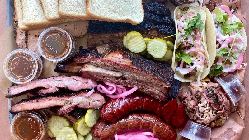 Jon G’s Barbecue (Peachland)