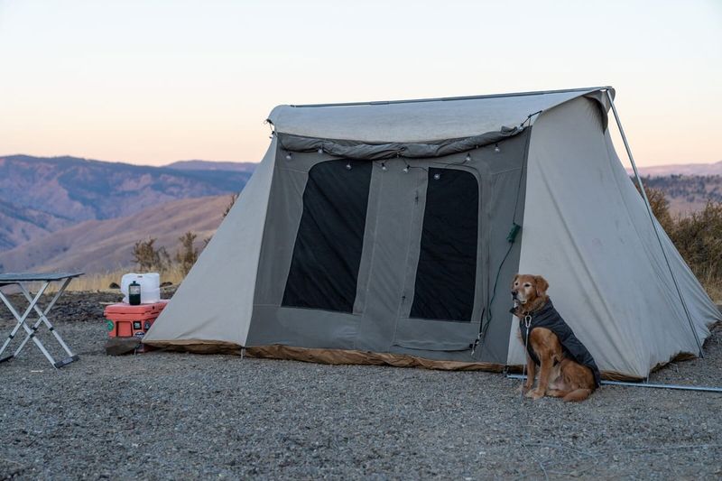 Kodiak Canvas Flex-Bow Deluxe 8-Person Tent