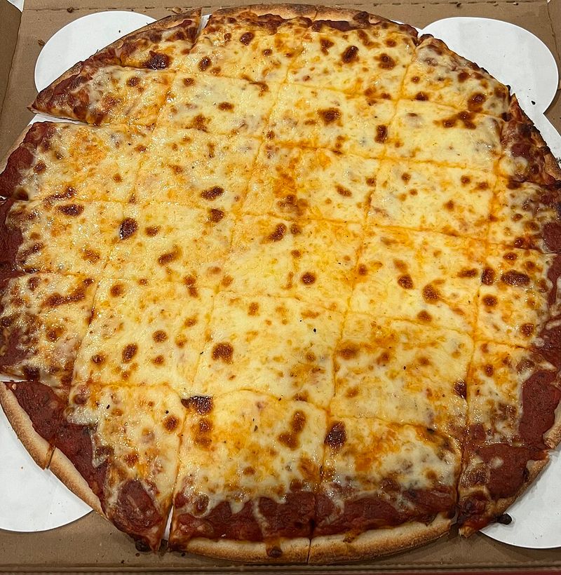 Minnesota-Style Pizza