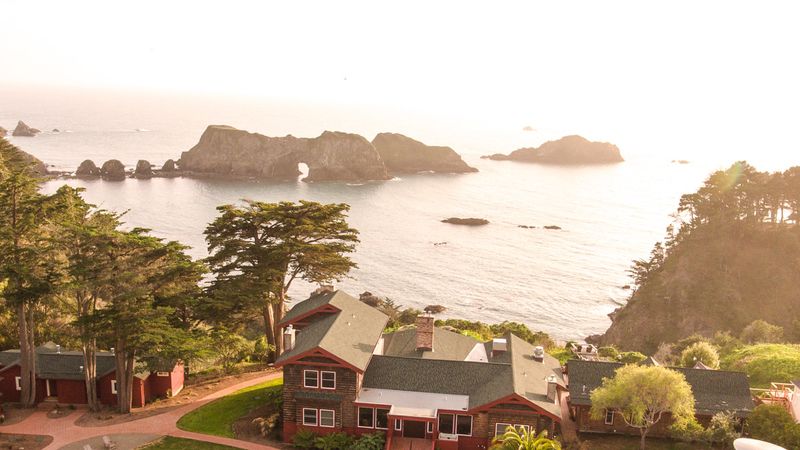 Harbor House Inn Restaurant (Elk, Mendocino Coast)