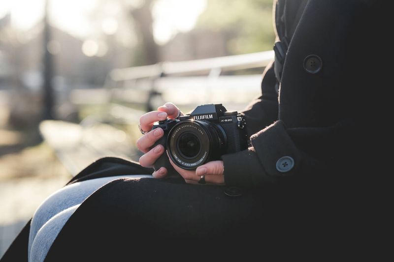 Fujifilm X-S20