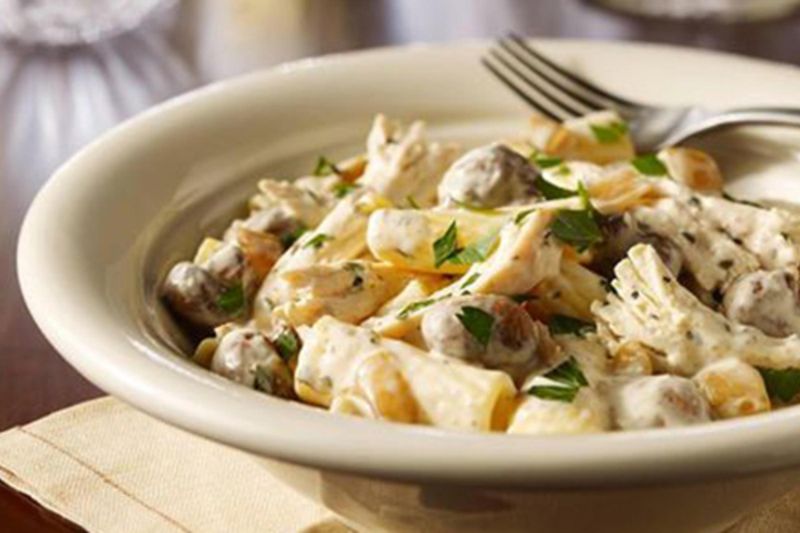 Maggiano's Little Italy (≈50 locations)