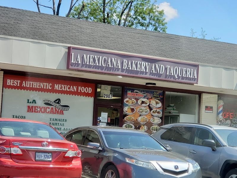 La Mexicana Bakery & Taqueria (Virginia)