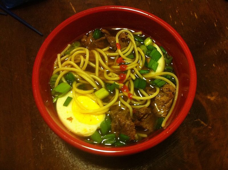 Yaka Mein