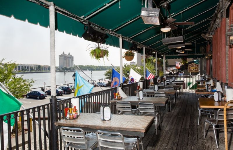 Fiddler's Crab House & Oyster Bar — Savannah