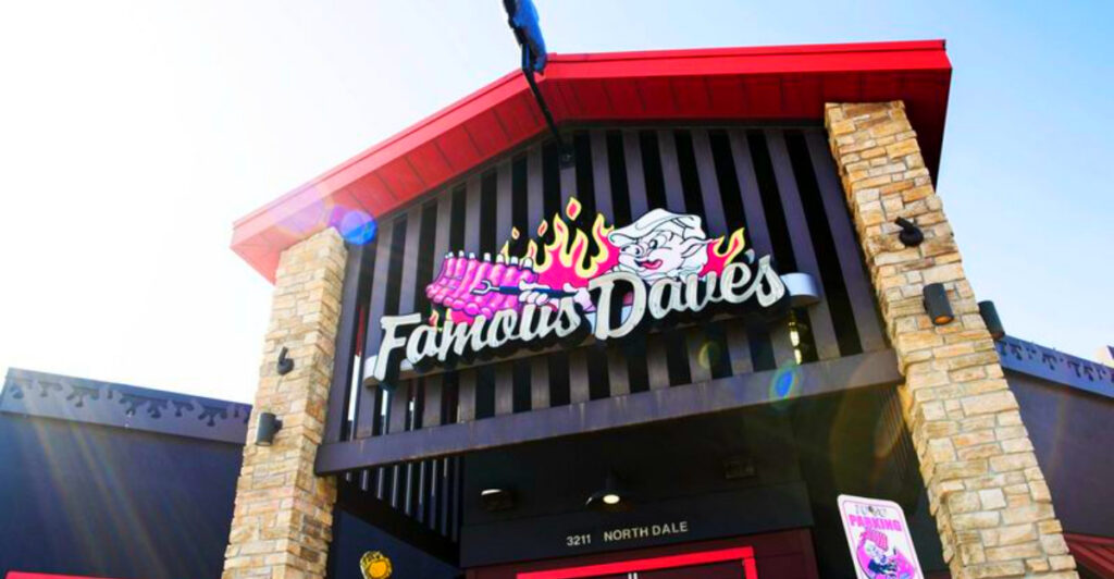 Chefs Say These 9 Restaurant Chains Have the Best BBQ Ribs in America
