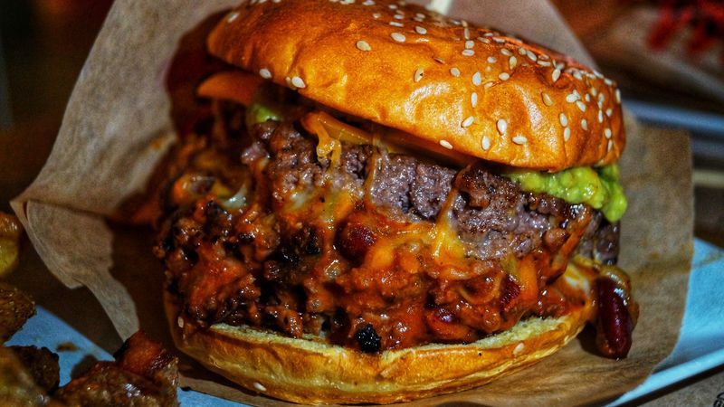 DIY Chili Cheeseburger