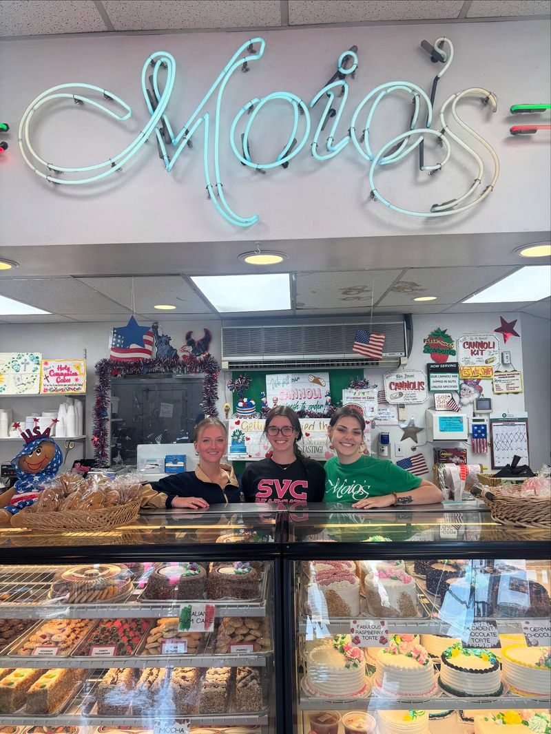Moio's Italian Pastry Shop – Monroeville, PA