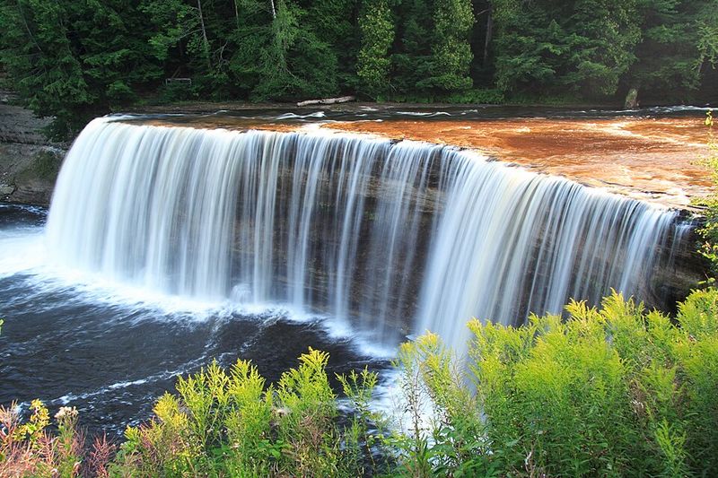 Tahquamenon Falls – Michigan